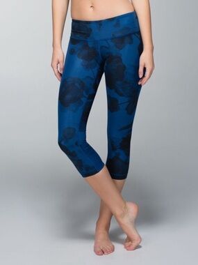 Lululemon Floral Wunder Under Cropped Leggings